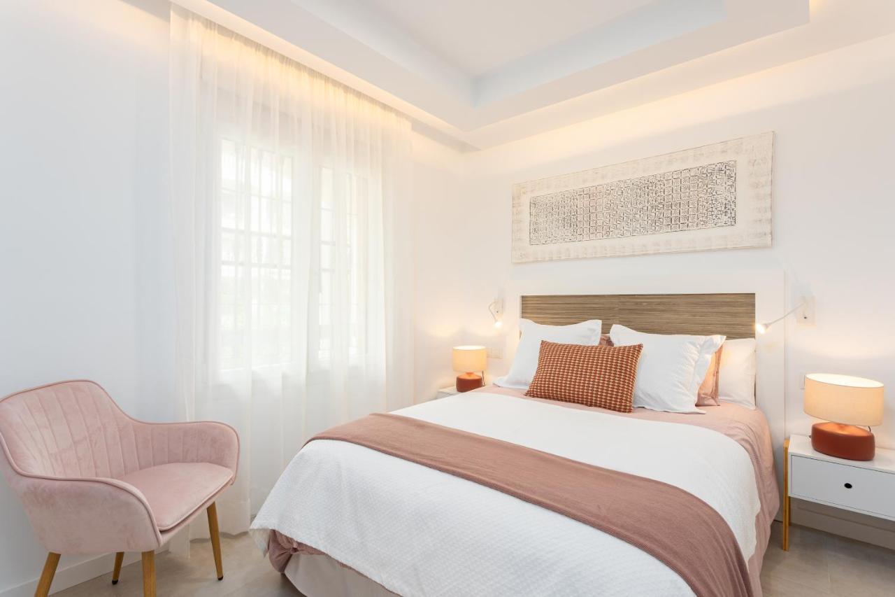 Club Delta Apartments By Ghr Rentals ミハス エクステリア 写真