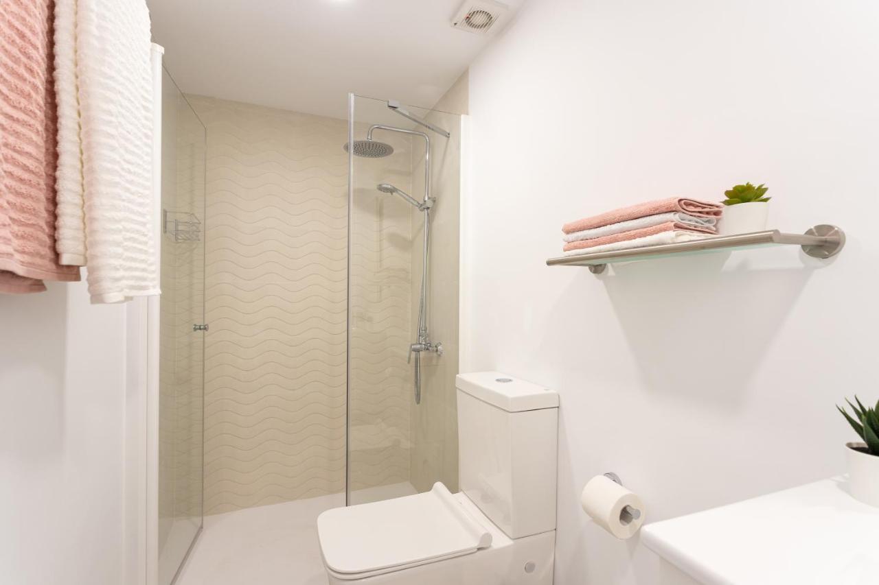 Club Delta Apartments By Ghr Rentals ミハス エクステリア 写真