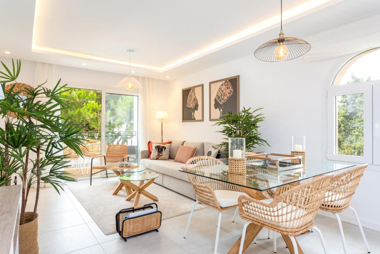 Club Delta Apartments By Ghr Rentals ミハス エクステリア 写真